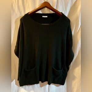 Maurices Black Crew Neck Sweater with Front Pockets Black Womens L Acrylic/Nylon